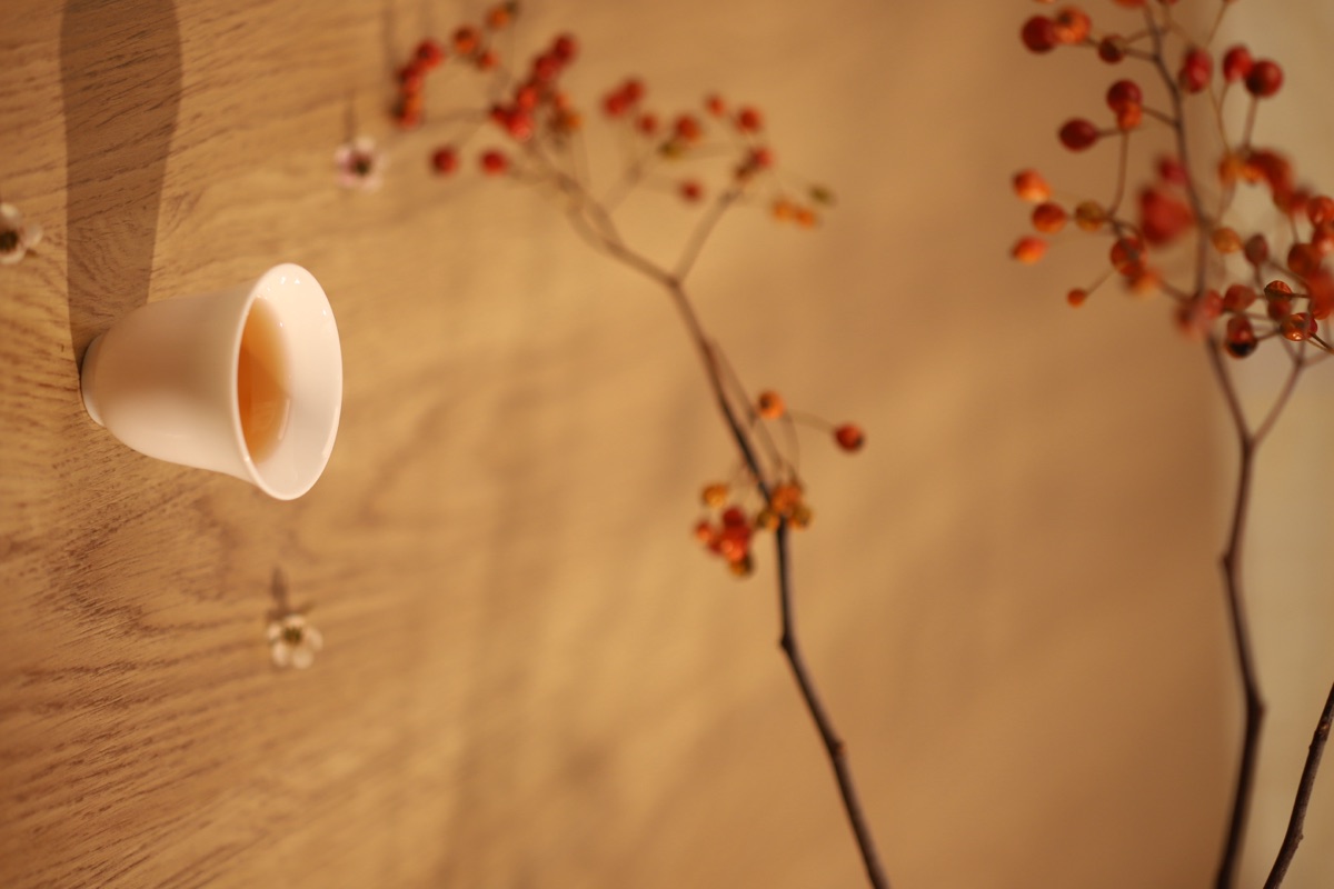 独坐品茗